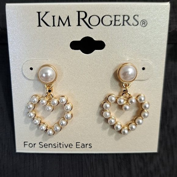 Kim Rogers Gold Tone and White Faux Pearl Earrings - Picture 1 of 3